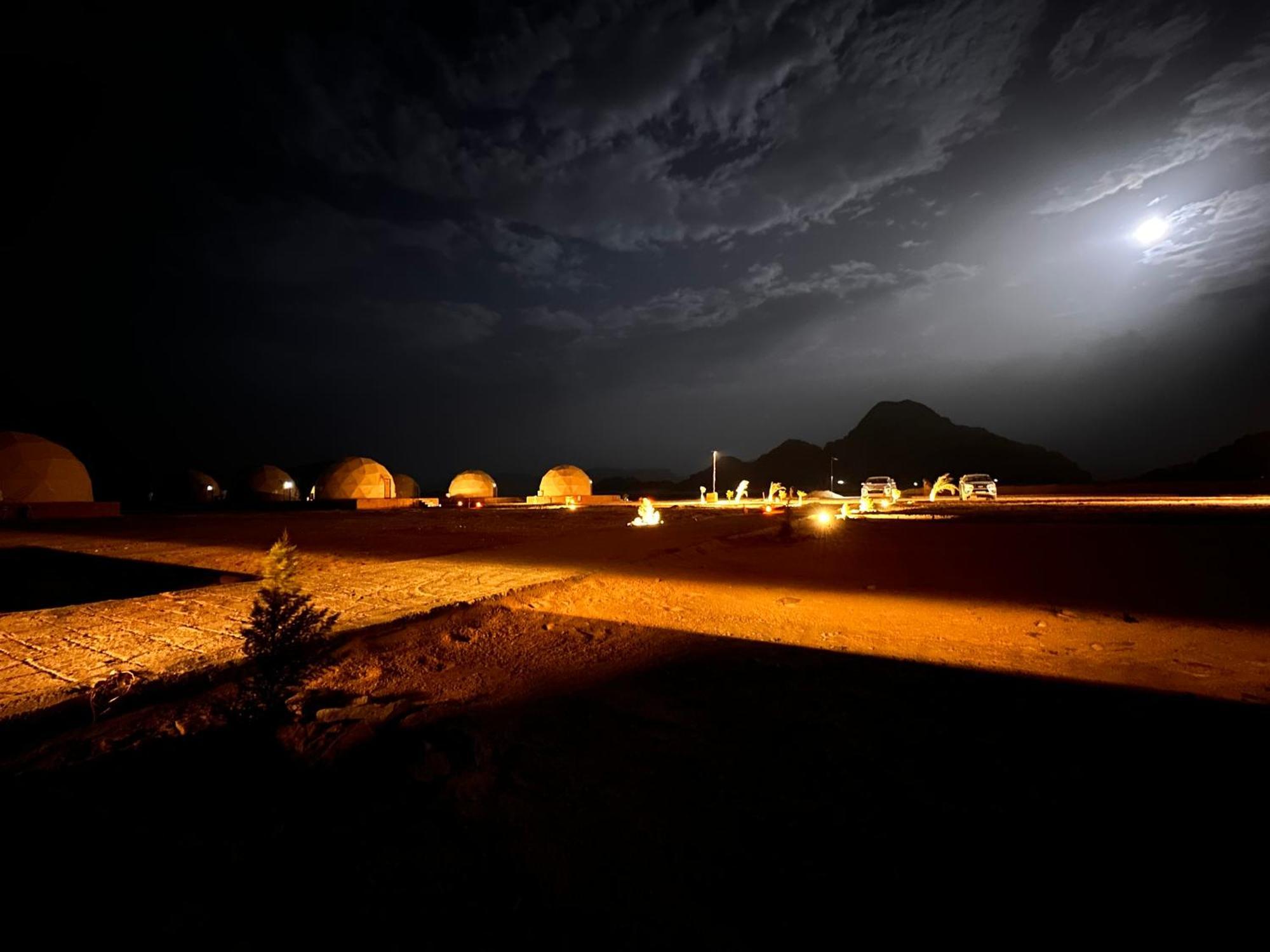 Rum Island Luxury Camp & Bubbles Hotel 와디럼 외부 사진